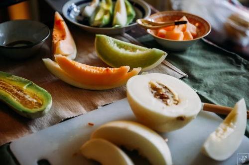 脆甜小香瓜蜜瓜怎么吃视频,脆甜小香瓜蜜瓜的多样食用攻略