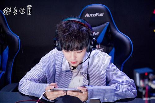 电竞女孩吃瓜视频大全,盘点热门电竞圈幕后趣闻